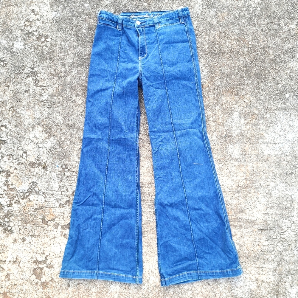 Abercrombie + Fitch Retro High Rise Wide Leg Jeans